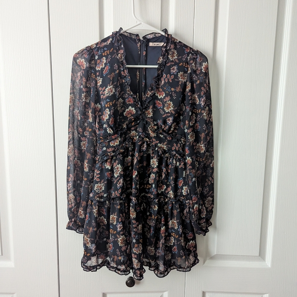 miami Dresses & Skirts - Floral Long Sleeve Dress